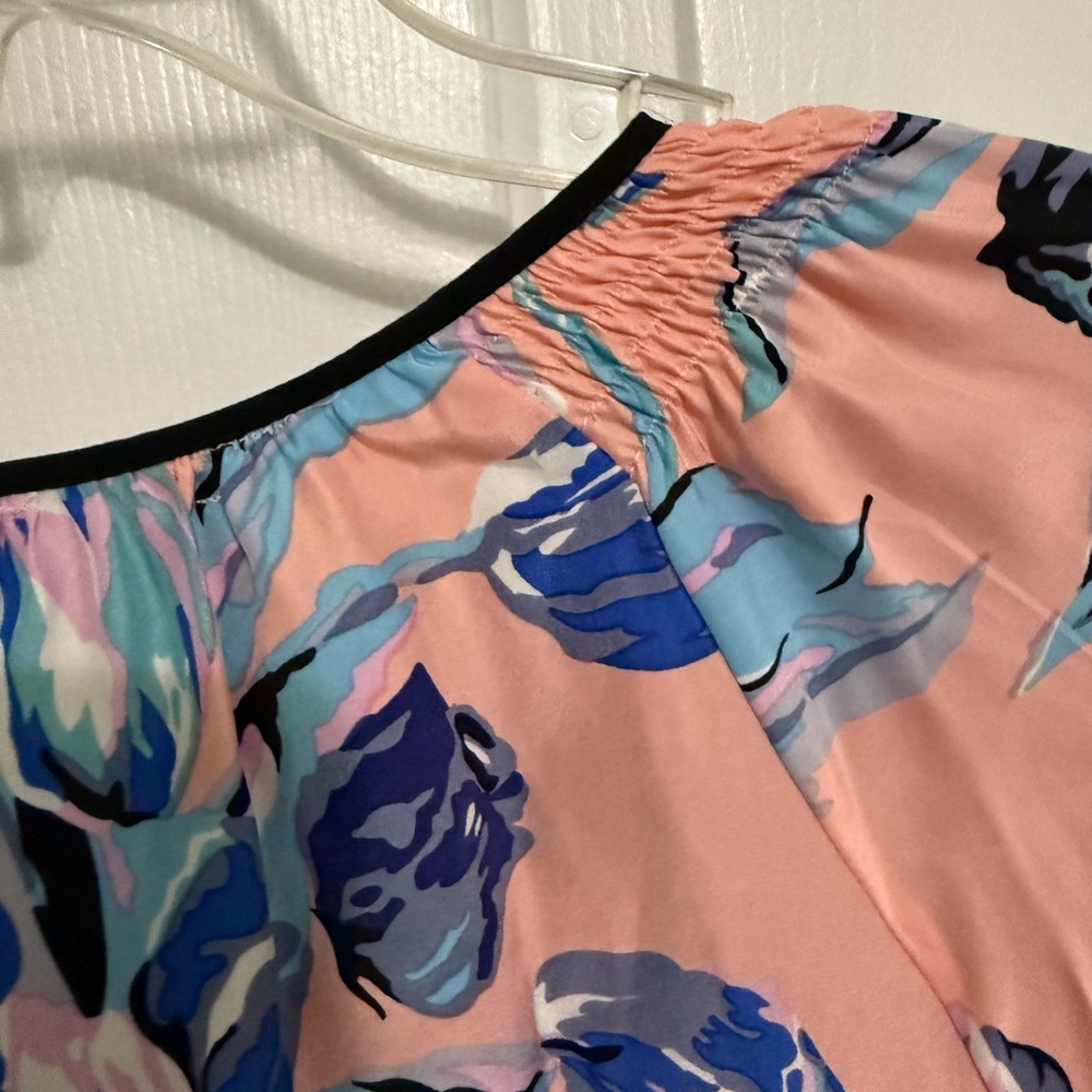 Yumi Kim Coral and Violet Floral Blouse *GREAT CONDITION* - Picture 7 of 8